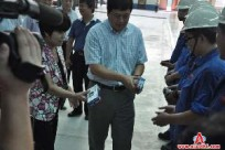 Yang Jun, Executive Vice Mayor of Huaibei City, Visited and Condoleted Frontline Workers at Meixin Aluminum Industry